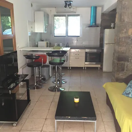 Le Mas Des Farigoulettes Tatil Evi