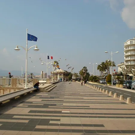 Le Mas Des Farigoulettes Tatil Evi *