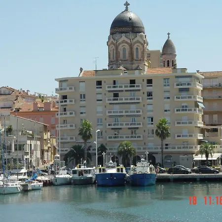 Le Mas Des Farigoulettes Tatil Evi *